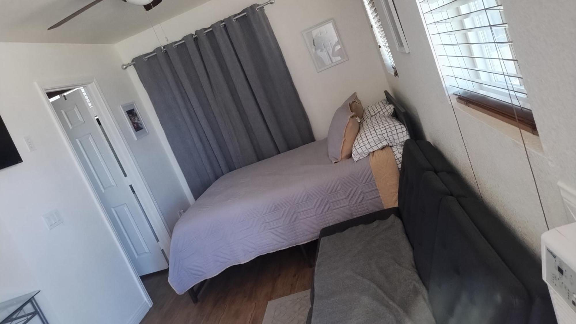 Turtles Place Apartment *
